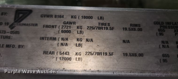 image for item KT9537 2004 Freightliner MT45  delivery truck