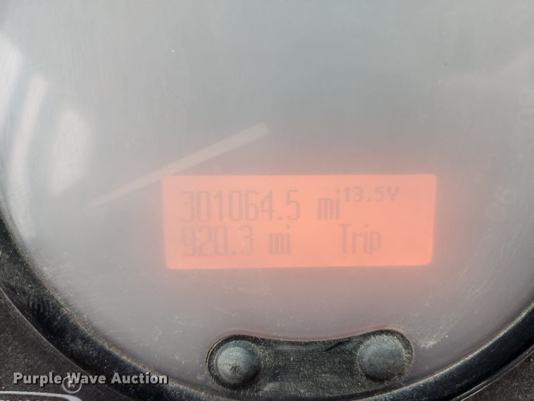 image for item KT9538 2004 Freightliner MT45  delivery truck