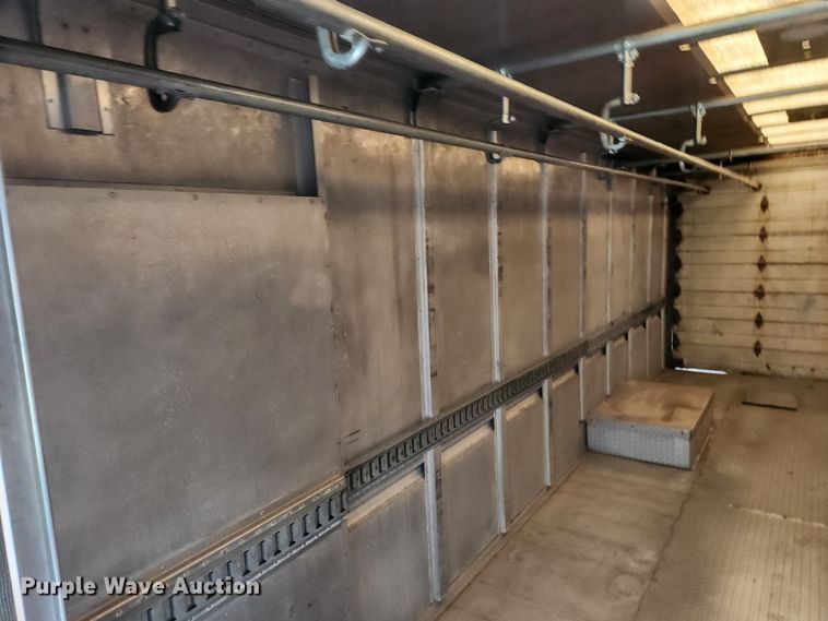 image for item KT9538 2004 Freightliner MT45  delivery truck