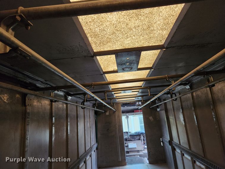 image for item KT9538 2004 Freightliner MT45  delivery truck