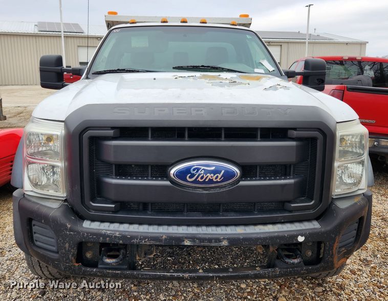 image for item KT9539 2011 Ford F550 Super Duty XL  dump flatbed truck