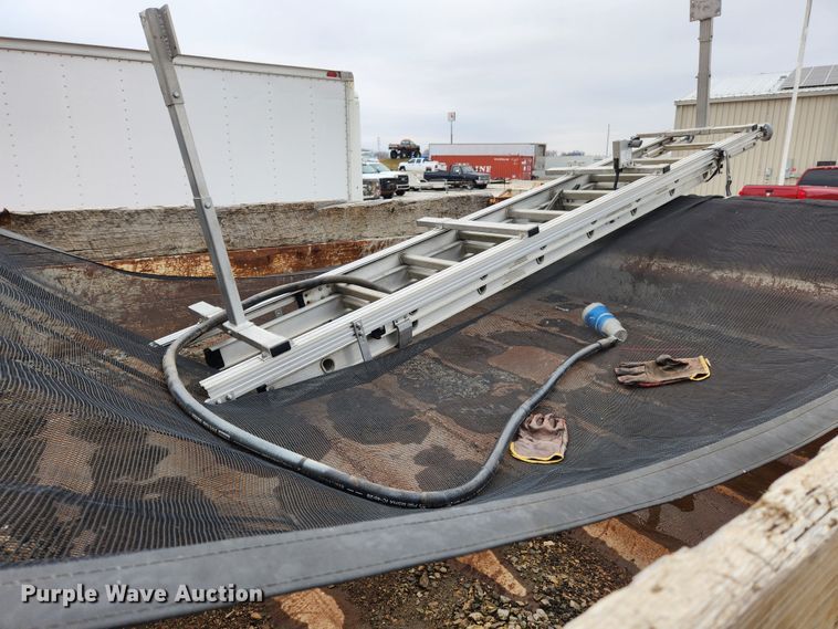 image for item KT9539 2011 Ford F550 Super Duty XL  dump flatbed truck