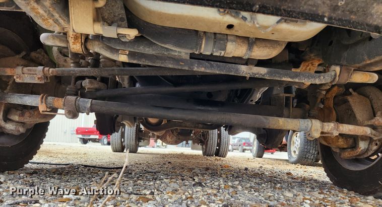 image for item KT9539 2011 Ford F550 Super Duty XL  dump flatbed truck