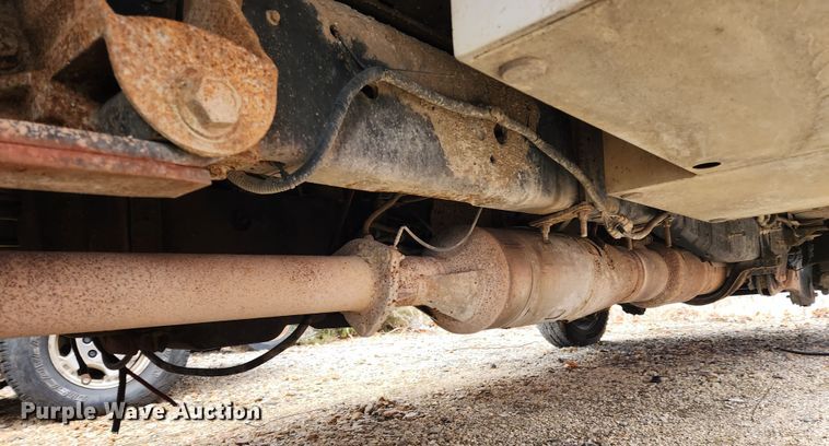 image for item KT9539 2011 Ford F550 Super Duty XL  dump flatbed truck