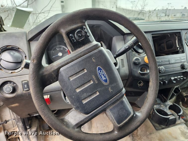 image for item KT9539 2011 Ford F550 Super Duty XL  dump flatbed truck