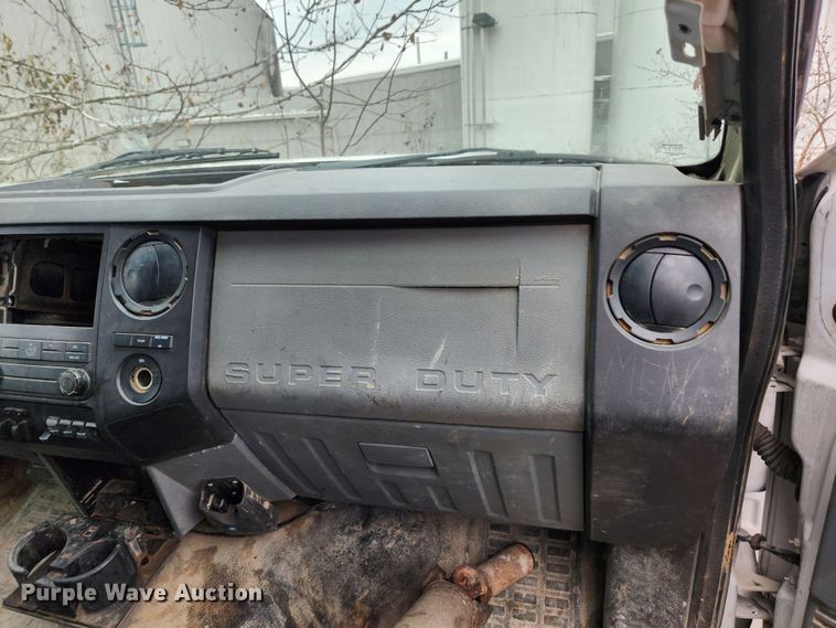 image for item KT9539 2011 Ford F550 Super Duty XL  dump flatbed truck