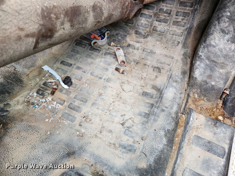 image for item KT9539 2011 Ford F550 Super Duty XL  dump flatbed truck