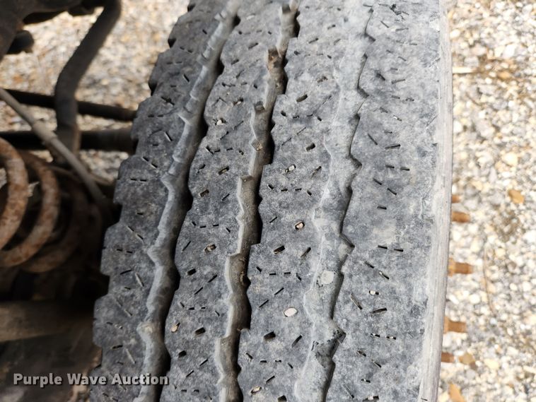 image for item KT9539 2011 Ford F550 Super Duty XL  dump flatbed truck