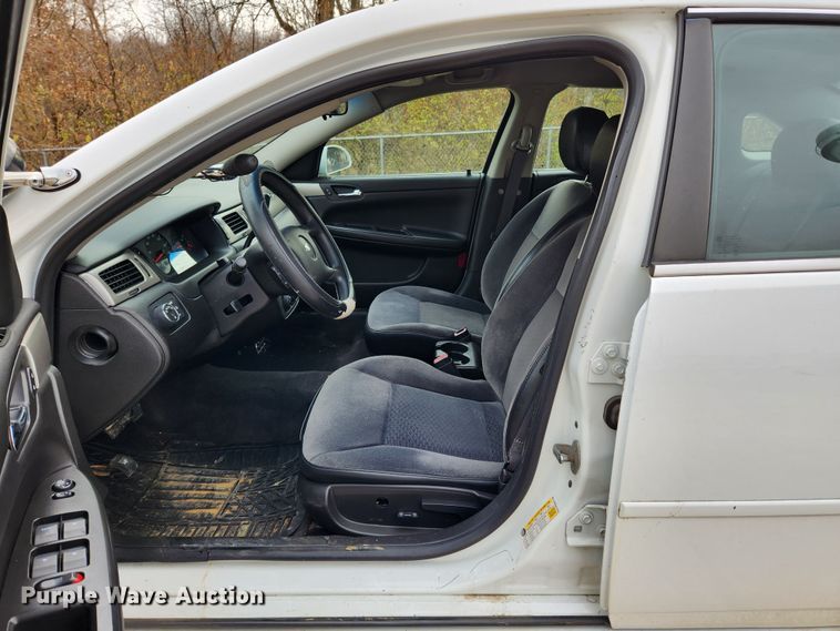 image for item KT9560 2013 Chevrolet Impala Police Cruiser