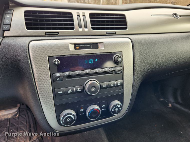 image for item KT9560 2013 Chevrolet Impala Police Cruiser