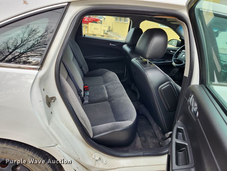 image for item KT9560 2013 Chevrolet Impala Police Cruiser