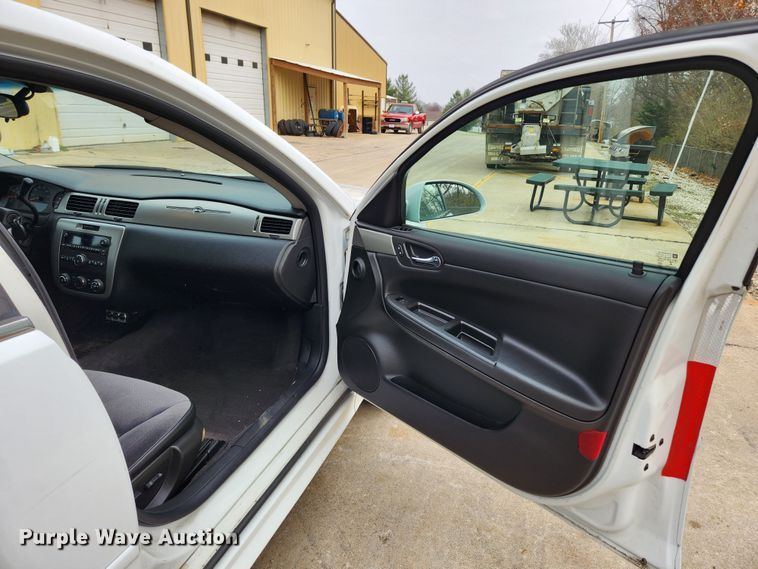 image for item KT9560 2013 Chevrolet Impala Police Cruiser