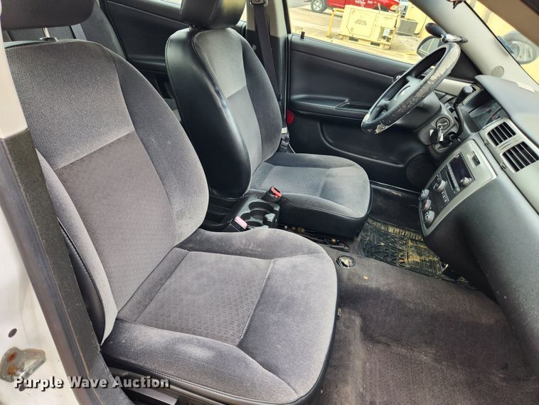 image for item KT9560 2013 Chevrolet Impala Police Cruiser