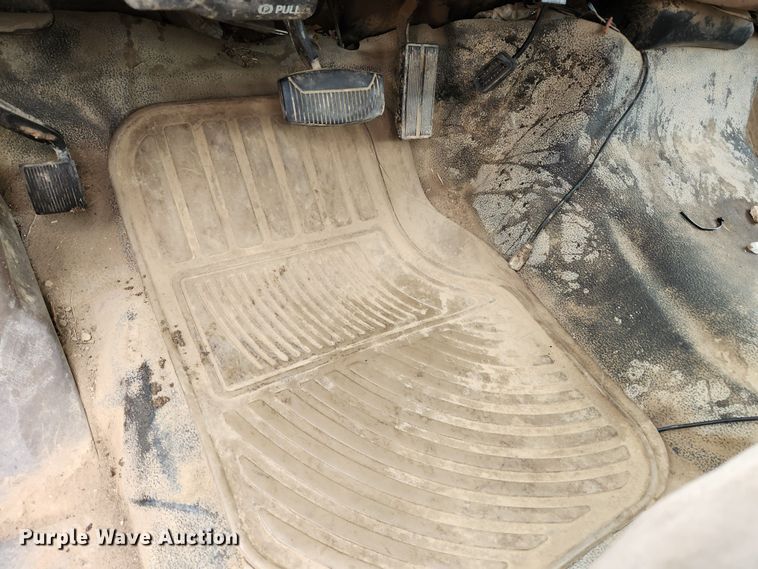 image for item KT9562 1999 Ford F450 Super Duty XLT  utility / service truck