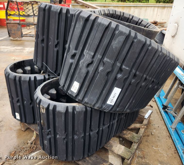 image for item KT9563 Rubber skid steer tracks