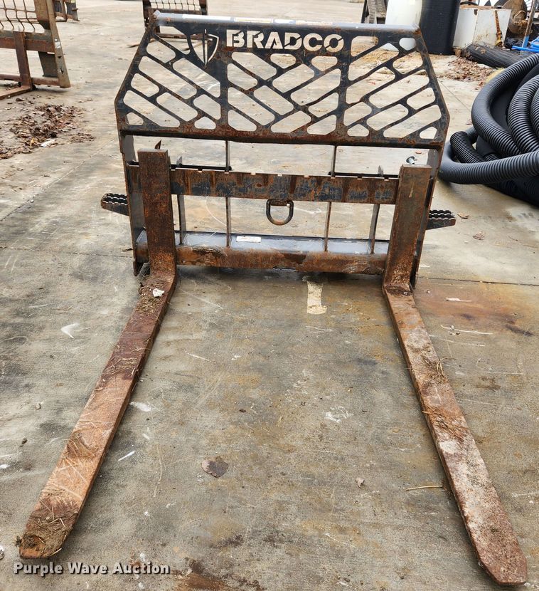 image for item KT9566 Bradco  skid steer forks