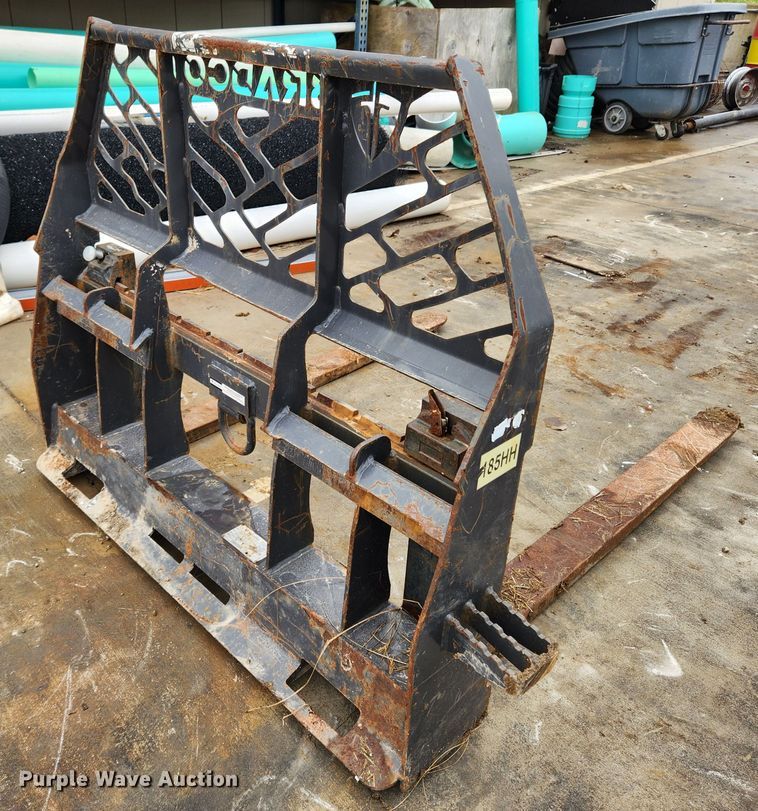 image for item KT9566 Bradco  skid steer forks