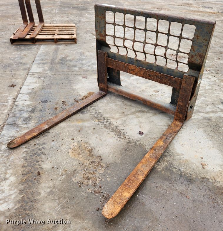 image for item KT9567 Skid steer forks