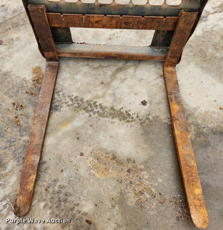 image for item KT9567 Skid steer forks