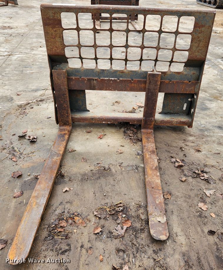 image for item KT9568 (2) sets of skid steer forks