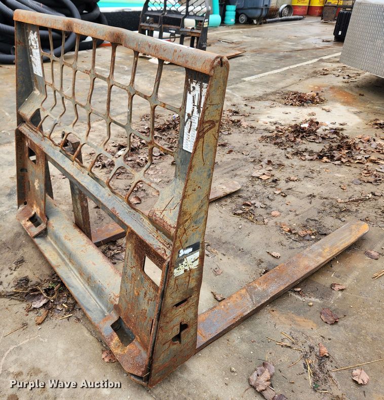 image for item KT9568 (2) sets of skid steer forks