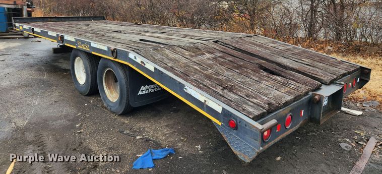image for item KT9570 2004 Millenium M9D24P  equipment trailer