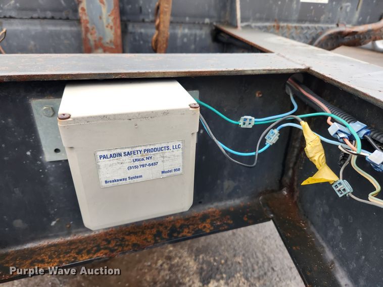 image for item KT9570 2004 Millenium M9D24P  equipment trailer