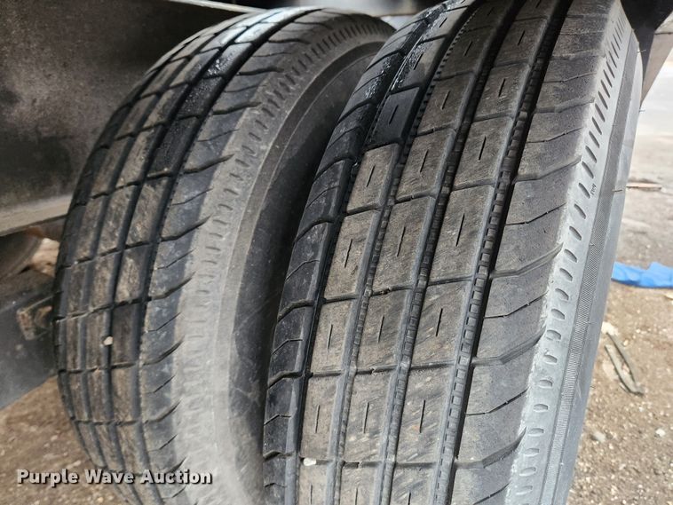 image for item KT9570 2004 Millenium M9D24P  equipment trailer