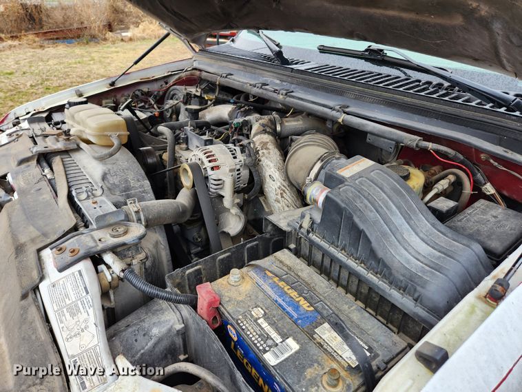 image for item KT9580 1999 Ford F550 Super Duty XL  flatbed truck