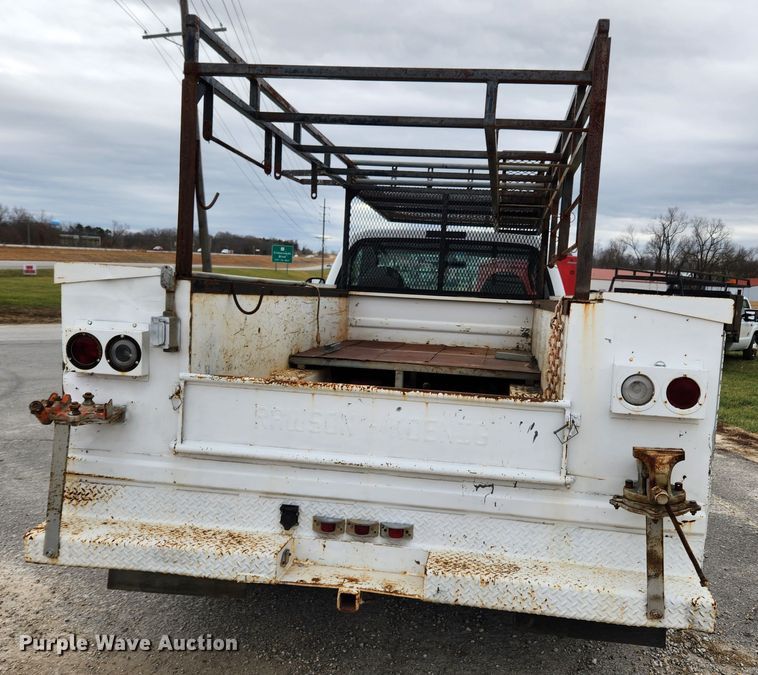 image for item KT9604 2005 Ford F550 Super Duty XL  utility / service truck