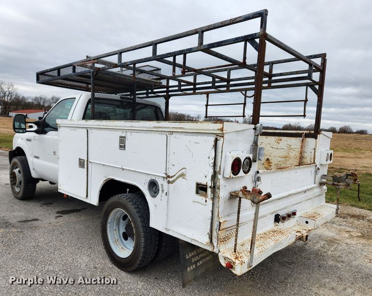 image for item KT9604 2005 Ford F550 Super Duty XL  utility / service truck