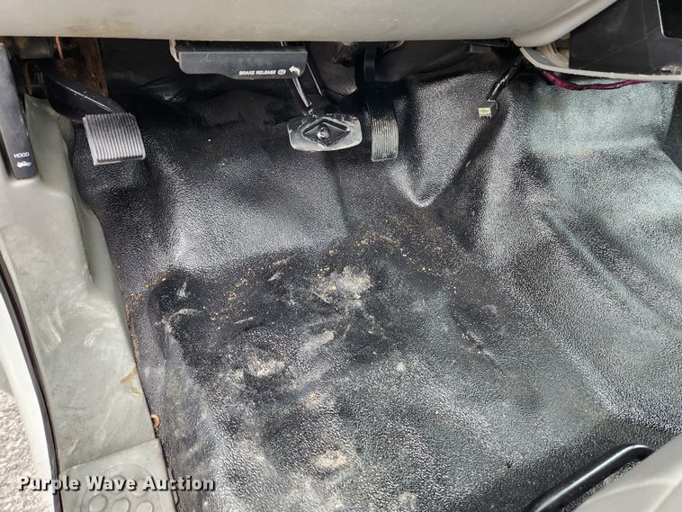 image for item KT9604 2005 Ford F550 Super Duty XL  utility / service truck