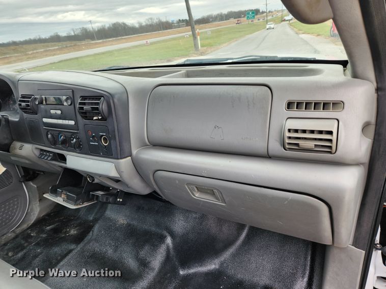 image for item KT9604 2005 Ford F550 Super Duty XL  utility / service truck