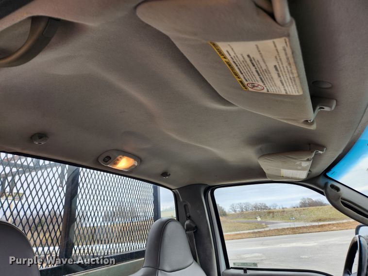 image for item KT9604 2005 Ford F550 Super Duty XL  utility / service truck