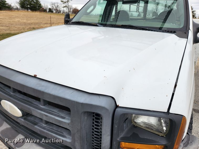 image for item KT9604 2005 Ford F550 Super Duty XL  utility / service truck