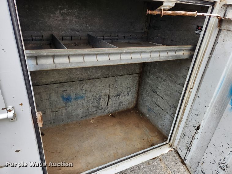 image for item KT9604 2005 Ford F550 Super Duty XL  utility / service truck