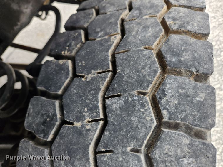 image for item KT9604 2005 Ford F550 Super Duty XL  utility / service truck