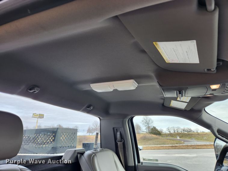 image for item KT9608 2018 Ford F350 Super Duty XL  utility bed pickup truck