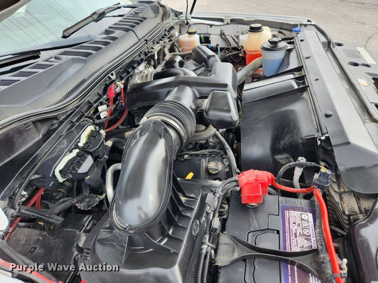 image for item KT9608 2018 Ford F350 Super Duty XL  utility bed pickup truck