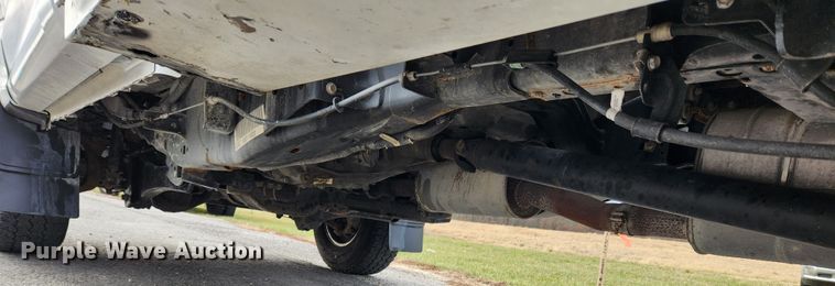 image for item KT9608 2018 Ford F350 Super Duty XL  utility bed pickup truck