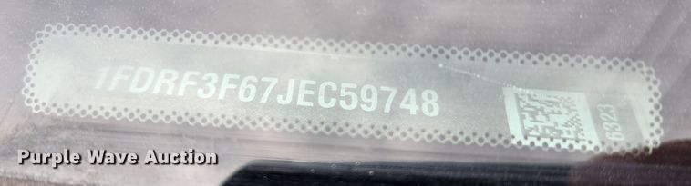 image for item KT9608 2018 Ford F350 Super Duty XL  utility bed pickup truck