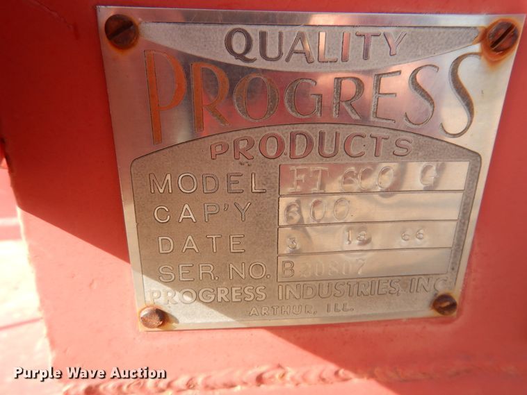 image for item KW9612 1965 International Loadstar 1700  fire truck