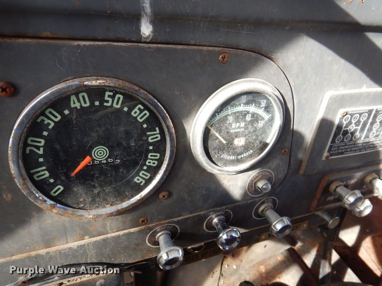 image for item KW9612 1965 International Loadstar 1700  fire truck