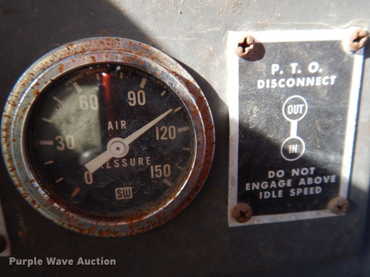 image for item KW9612 1965 International Loadstar 1700  fire truck