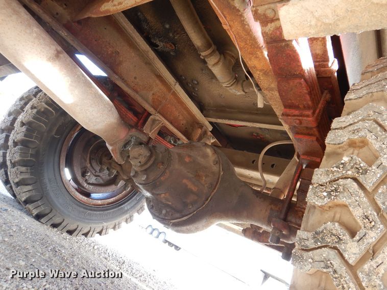 image for item KW9612 1965 International Loadstar 1700  fire truck