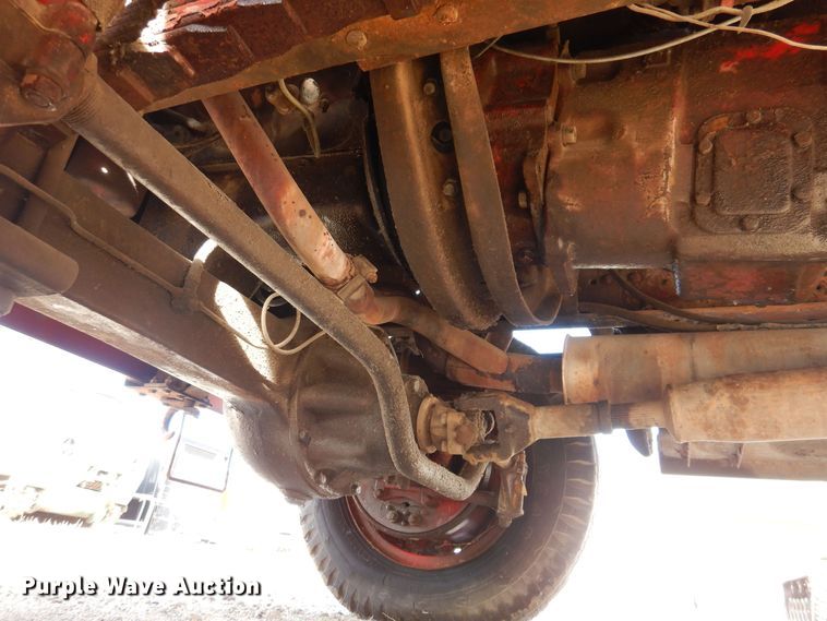 image for item KW9612 1965 International Loadstar 1700  fire truck