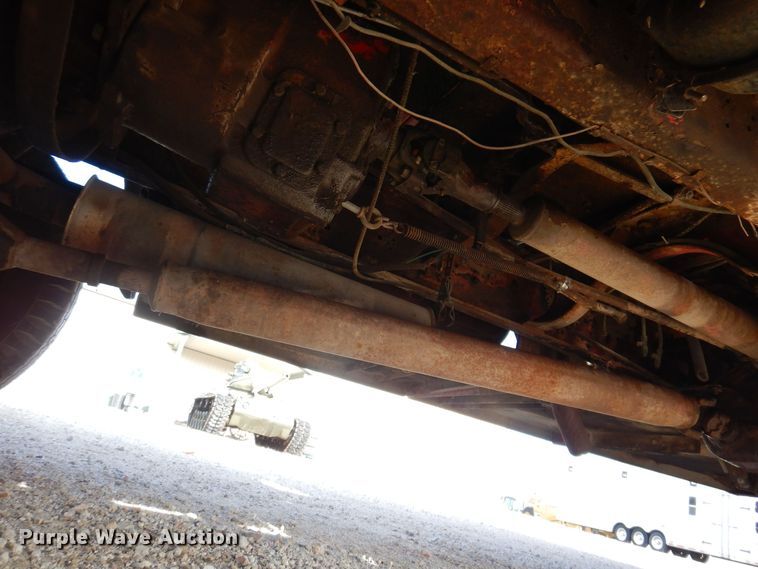 image for item KW9612 1965 International Loadstar 1700  fire truck