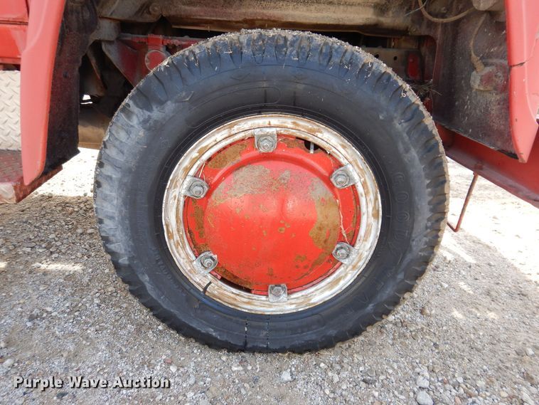 image for item KW9612 1965 International Loadstar 1700  fire truck