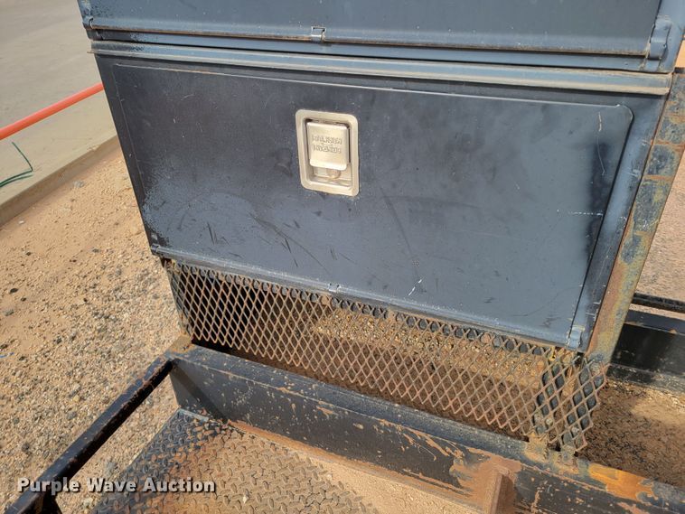 image for item LG9360 2012 Interstate G20DTA  equipment trailer