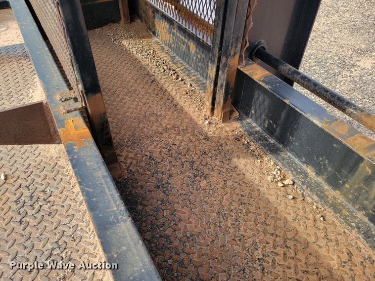 image for item LG9360 2012 Interstate G20DTA  equipment trailer